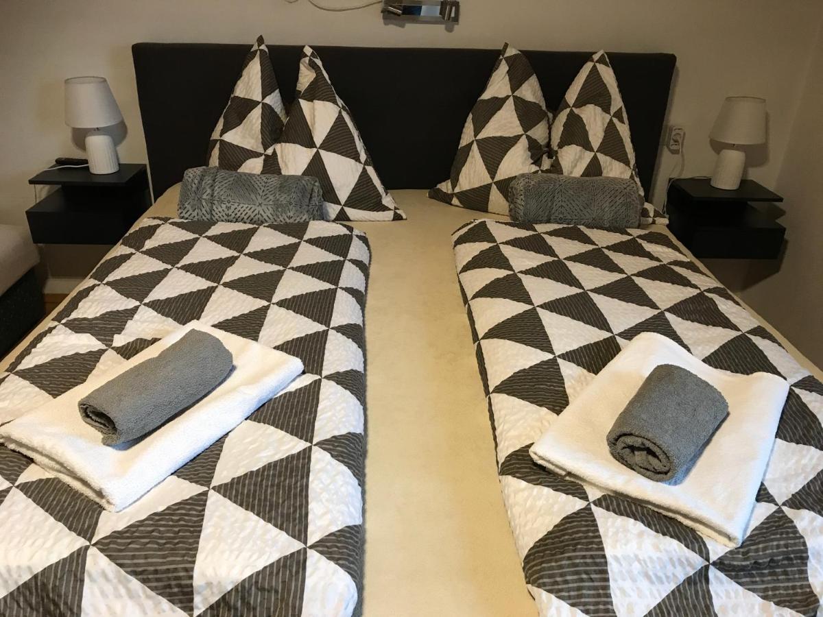 Ferienwohnung Und Zimmer Kassar Bikertipp Mauterndorf  Esterno foto