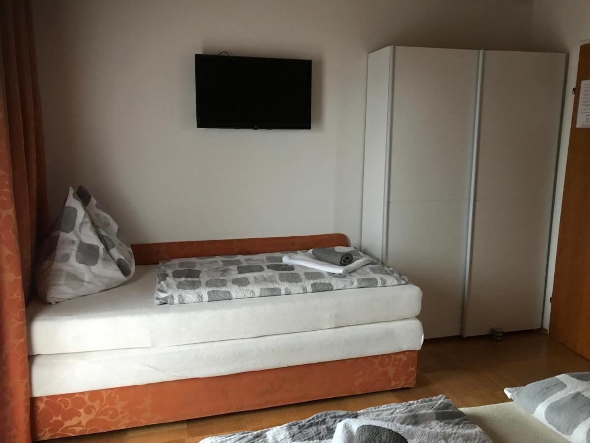 Ferienwohnung Und Zimmer Kassar Bikertipp Mauterndorf  Esterno foto